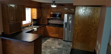 2733 Hwy S74 Hwy S, Newton, IA 50208 - photo 7