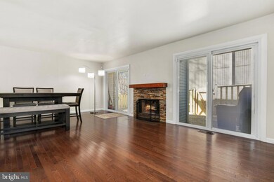 18517 Eagles Roost Dr, Germantown, MD 20874 - photo 7