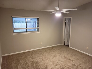 343 Windsor Square, Alvin, TX 77511 - photo 6