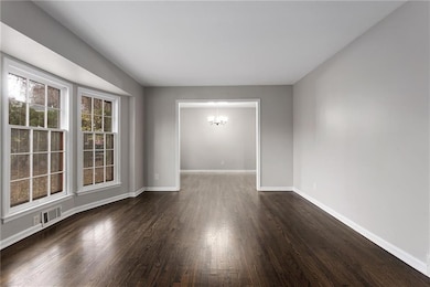 13008 Corrington Ave, Grandview, MO 64030 - photo 3