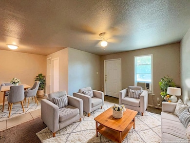 378 E Petaluma Blvd unit D, San Antonio, TX 78221 - photo 2