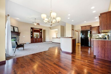 1714 Quail Ridge Rd, Cedar Falls, IA 50613 - photo 5