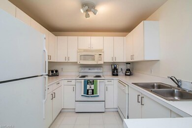 519 Roma Ct unit 3301, Naples, FL 34110 - photo 5