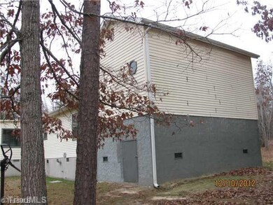 2271 Forest Hills Dr, Asheboro, NC 27205 - photo 4