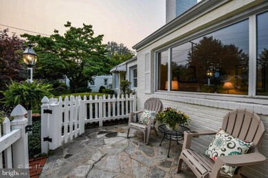 818 Loyola Dr, Towson, MD 21204 - photo 3