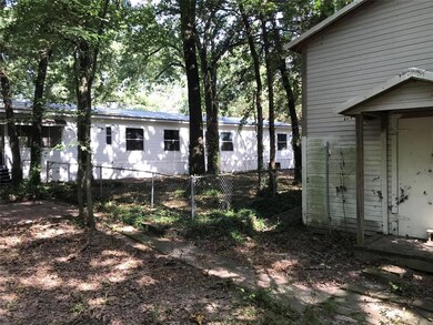 6804 Circle Dr, Bonham, TX 75418 - photo 4