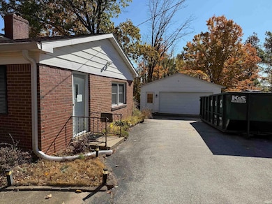 5621 W Gifford Rd, Bloomington, IN 47403 - photo 4