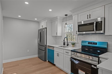 255 Rockland Rd, North Scituate, RI 02857 - photo 4