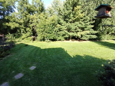 135 Liverpool Dr SE, Poplar Grove, IL 61065 - photo 7