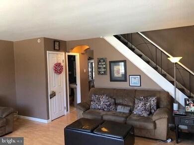 12010 Waldemire Dr, Philadelphia, PA 19154 - photo 2