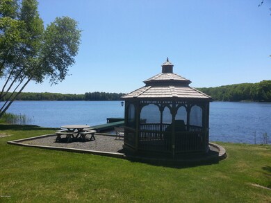 Gazebo & Picnic Area