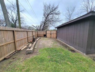 7859 Shady Arbor Ln, Houston, TX 77040 - photo 7