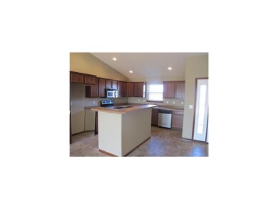 Kitchen. similar unit