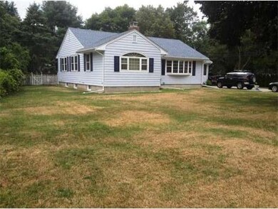 683 Read St, Attleboro, MA 02703 - photo 4