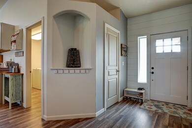2715 NE 6th Drive MLS-22