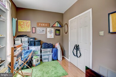 244 Robert St, Baltimore, MD 21217 - photo 5