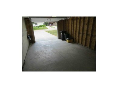 Garage.