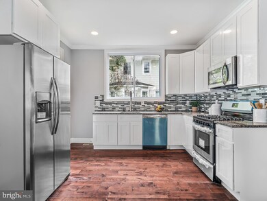 3708 Chatham Rd, Baltimore, MD 21215 - photo 6