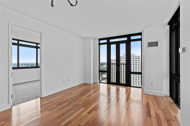 Trump Plaza Residences unit 1808, New Rochelle, NY 10801 - photo 4