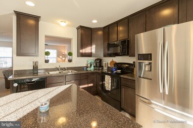 53 Private Ct, Bunker Hill, WV 25413 - photo 5