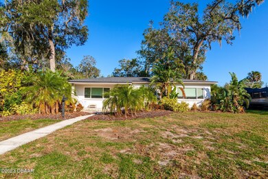 1501 Live Oak St-6