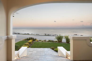 1051 Ocean View Blvd, Pacific Grove, CA 93950 - photo 6