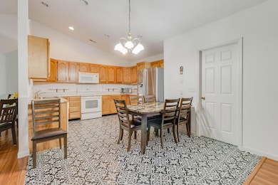 4214 Pheasant Ct unit 4214, Dayton, OH 45424 - photo 5