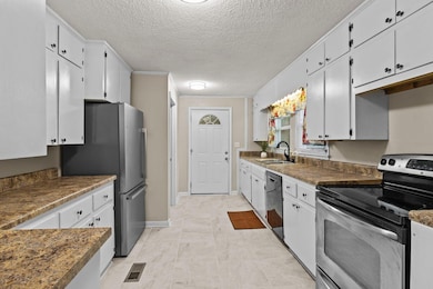 118 Alpine Dr, Rossville, GA 30741 - photo 3