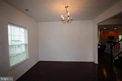 25070 White Sands Dr, Chantilly, VA 20152 - photo 6