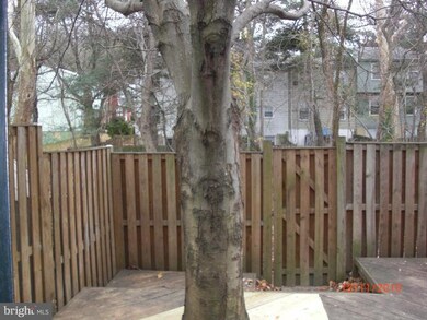 2340 Anvil Ln, Temple Hills, MD 20748 - photo 5