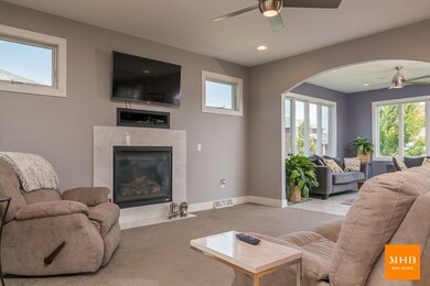 673 Prairie Grass Rd, Oregon, WI 53575 - photo 3