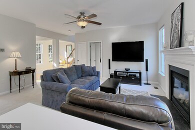 46741 Hollow Mountain Place, Sterling, VA 20164 - photo 6