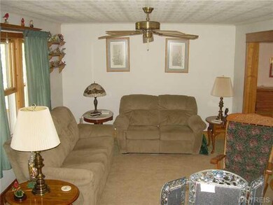 38 E Felton St, North Tonawanda, NY 14120 - photo 4