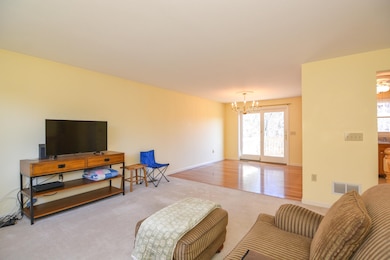 508 Mammoth Rd, Pelham, NH 03076 - photo 6