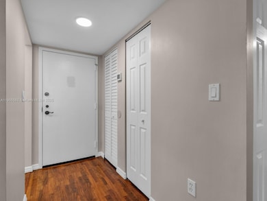 1000 Saint Charles Place unit L4, Pembroke Pines, FL 33026 - photo 6