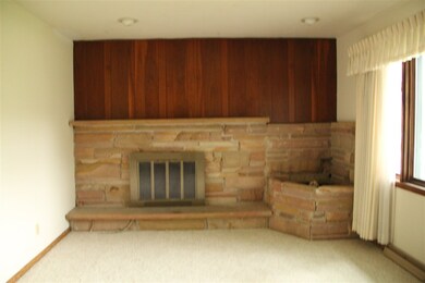 5241 W Netherwood Rd, Oregon, WI 53575 - photo 4