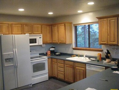 Kitchen2