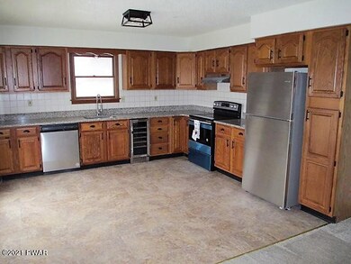 700 Stock Farm Rd, Lake Ariel, PA 18436 - photo 3