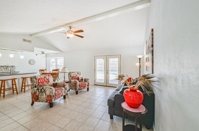 11214 Caribbean Ln, Houston, TX 77089 - photo 4