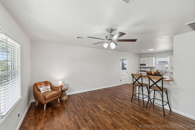 706 S Perdue Ave, Claremore, OK 74017 - photo 6