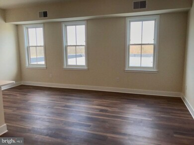 210 S Mill Rd unit 302, Kennett Square, PA 19348 - photo 4
