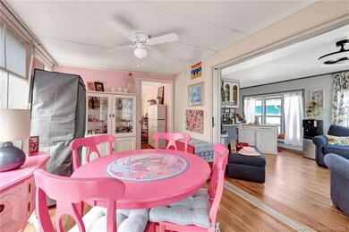 976 Nettles Blvd, Jensen Beach, FL 34957 - photo 4