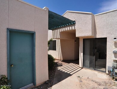 Front Entry & Courtyard