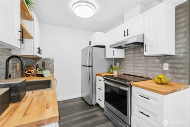 2034 14th Ave W unit 304, Seattle, WA 98119 - photo 7