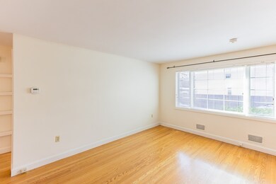 230 Washington St unit B, Marblehead, MA 01945 - photo 3