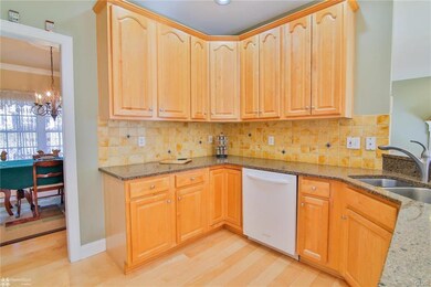 7251 Lochhaven St, Allentown, PA 18106 - photo 7
