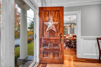 114 Yantic Rd, Norwich, CT 06389 - photo 3