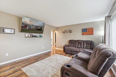 06-18200-Valade-St-Riverview-MI-48193-Wi