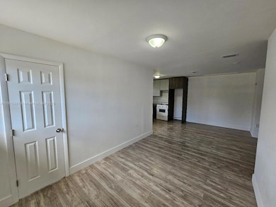 8162 NW 5th Ave unit 8162, Miami, FL 33150 - photo 2