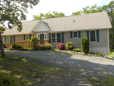 230 Maple Ridge Dr, Lords Valley, PA 18428 - photo 2